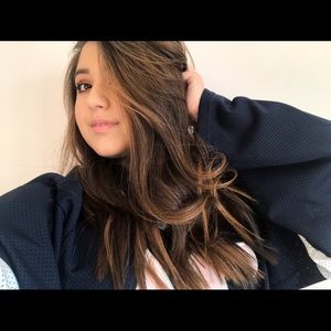 Meet your Posher, Sibel